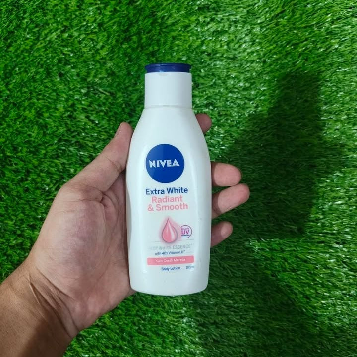 NIVEA extra white body lotion (100ml)