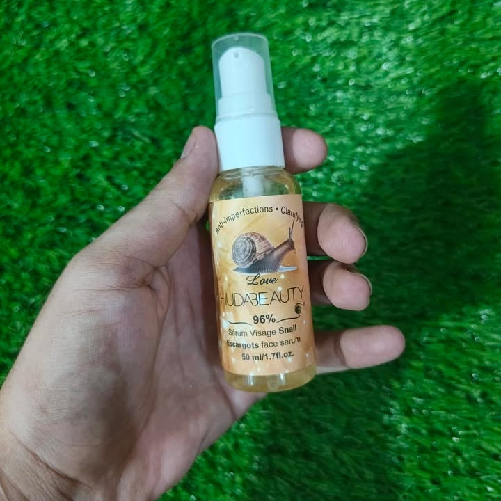 Huda Beauty visage snail escargots face serum 50ml