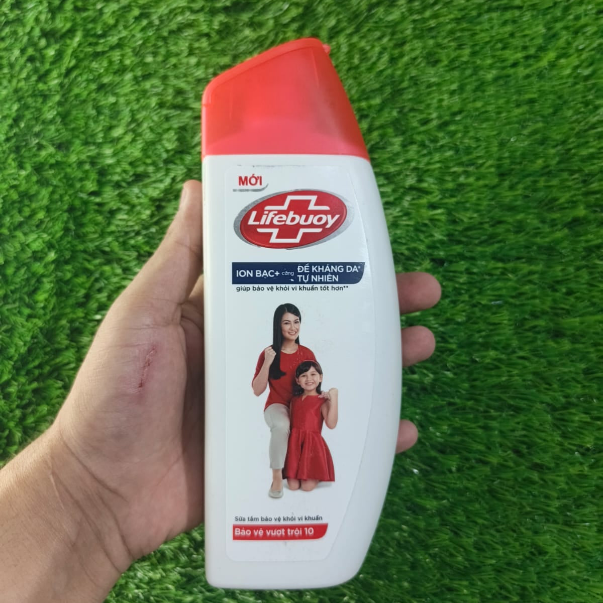 LifeBuoy Anti Bacterial body wash (245 ml)