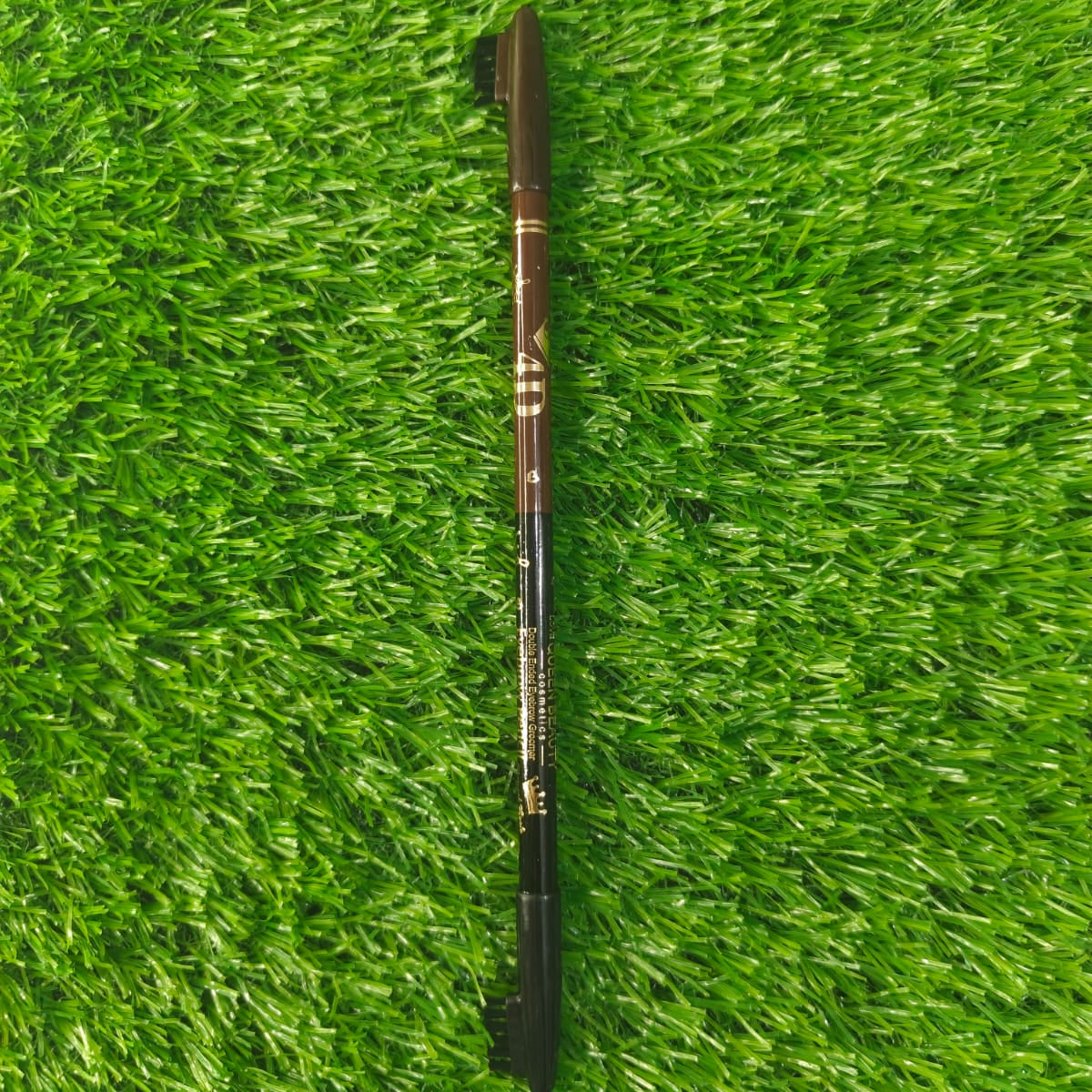 Queen beauty eyebrow pencil with brush